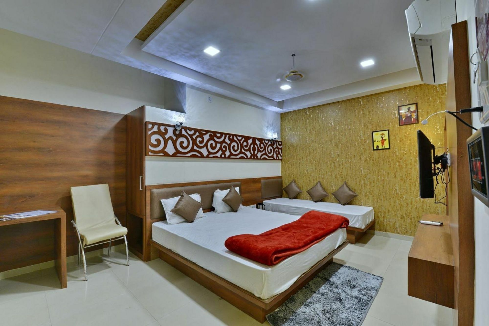 Hotel Midland Ujjain Exterior photo